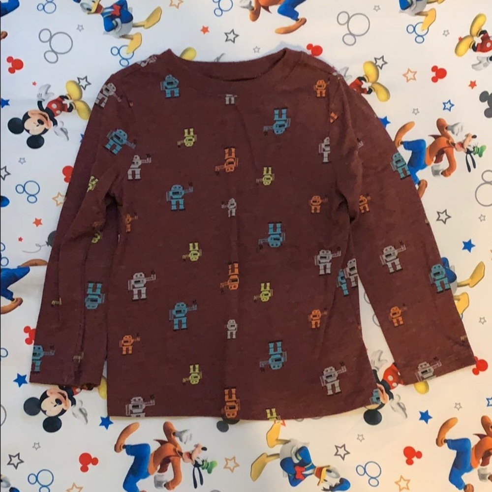Old navy shirt